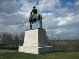 general's statue