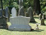 grave marker for wife of Civil War general