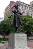 Patriot's statue