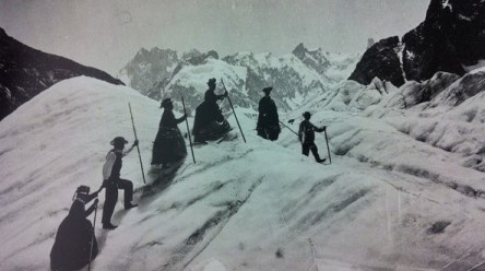women mountain climbers