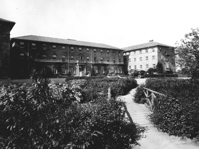 early view of Stanford University, Palo Alto, California